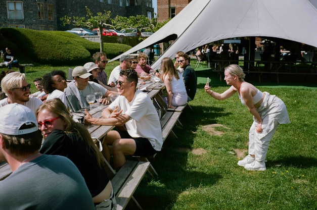 Hoe is het om te werken bij een digitaal bureau? Lars en Anton van Resoluut vertellen