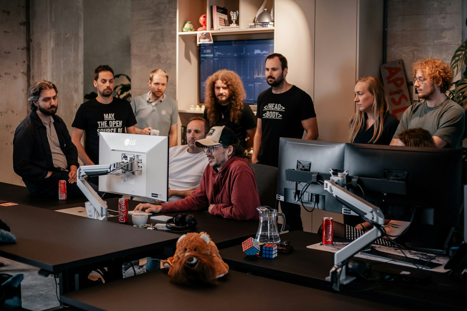 Het team van Rootnet, met Colin du Croix Foto bij artikel rootnet x Van Ons