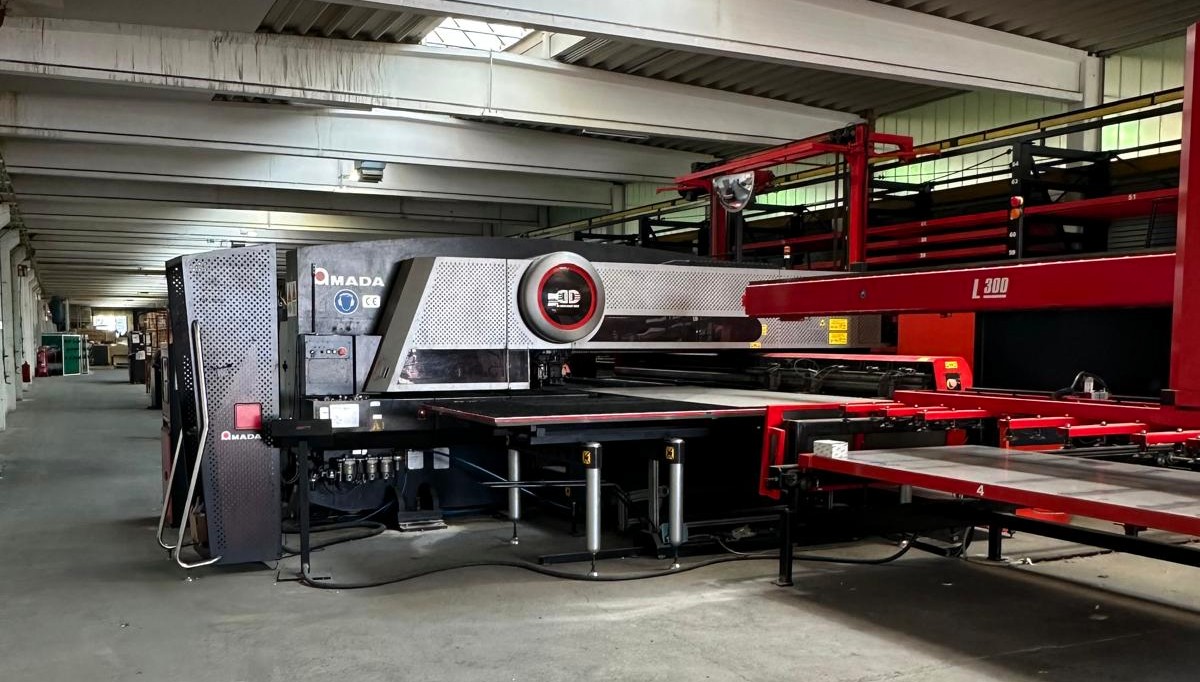 AMADA Sheet Metal Processing Line – 3000x1500 mm