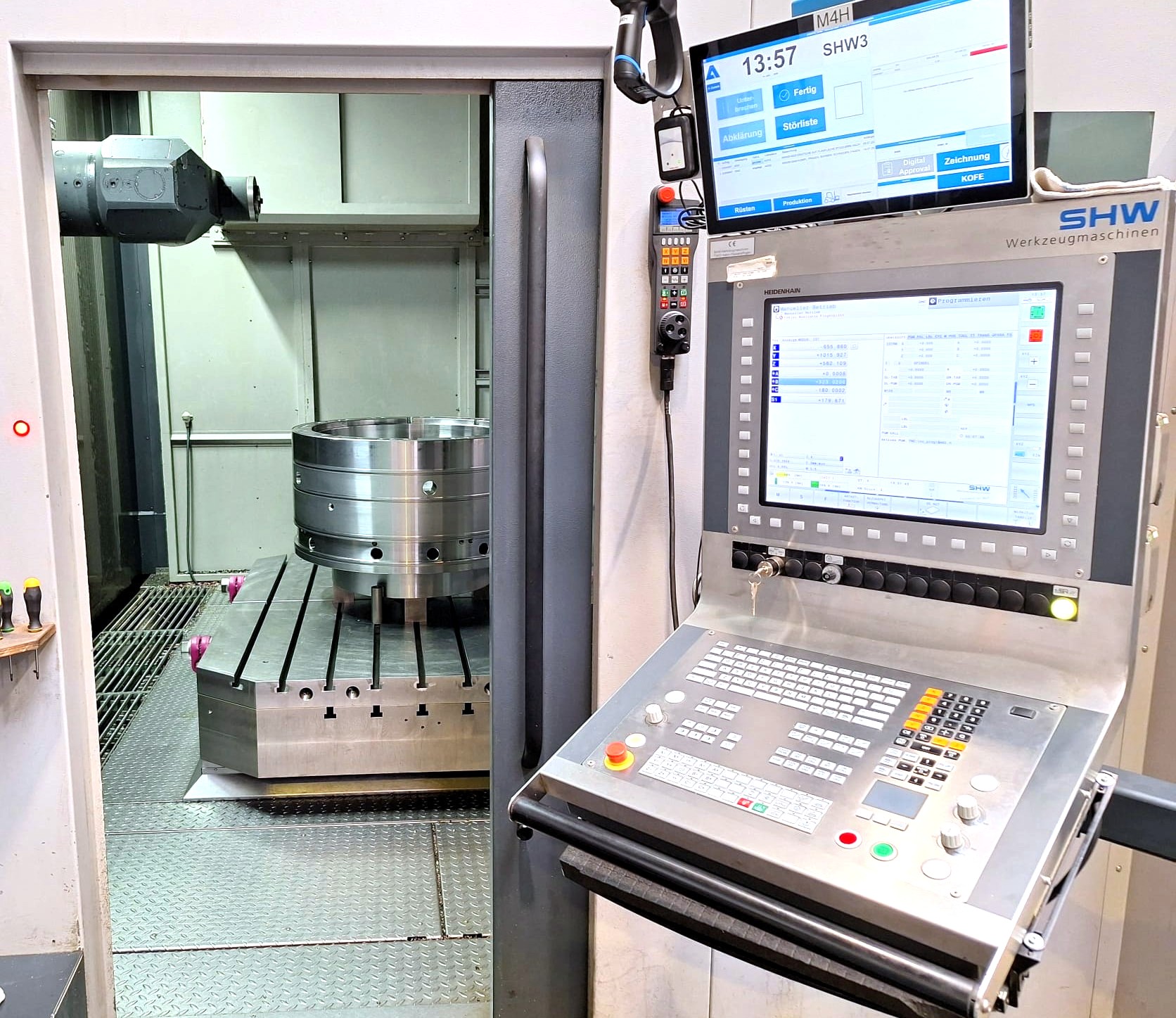 SHW PS 3000C – 5-Axis Gantry-Type Machining Center