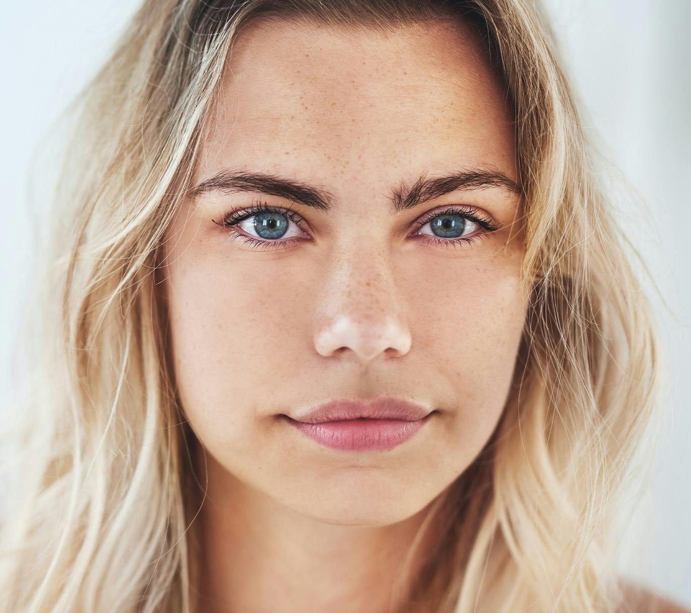 woman with blonde hair