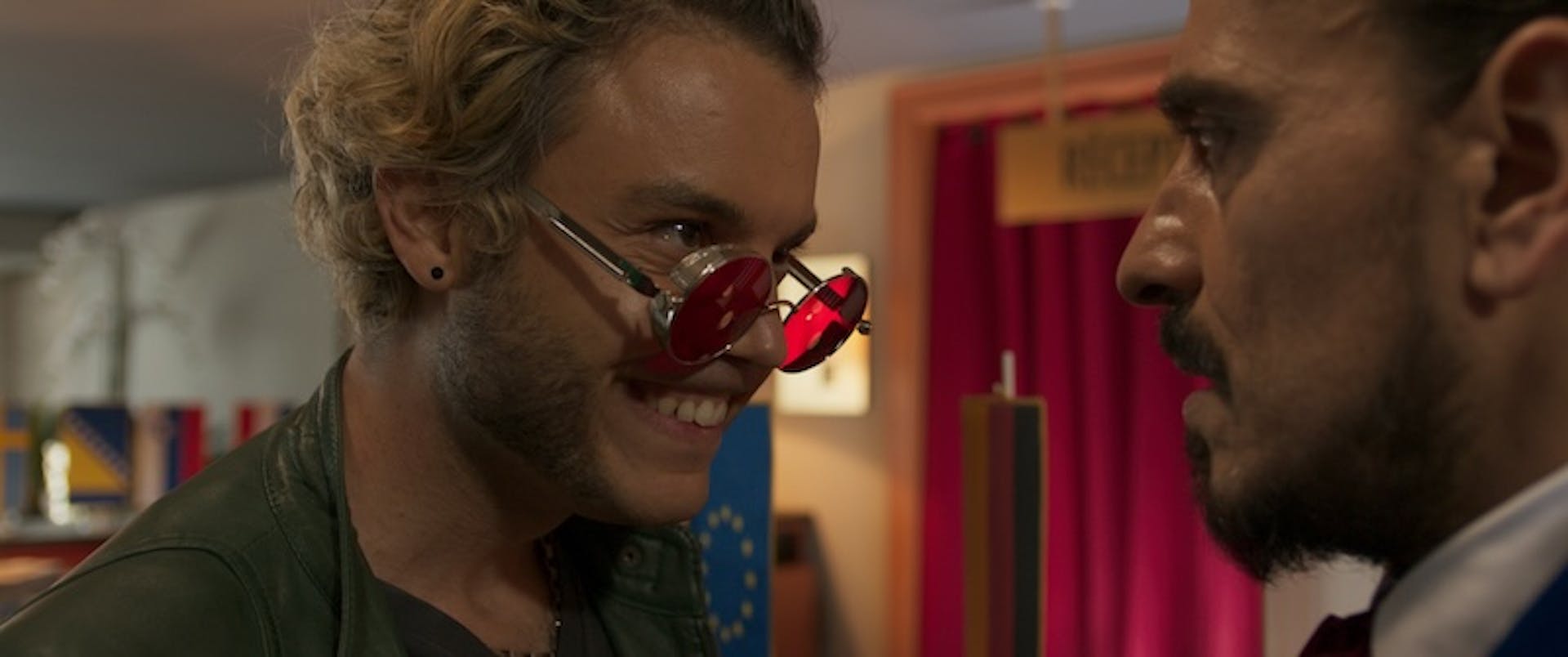 NEVIDNA ROKA ADAMA SMITHA