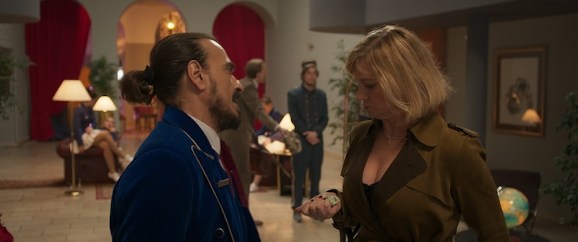 NEVIDNA ROKA ADAMA SMITHA