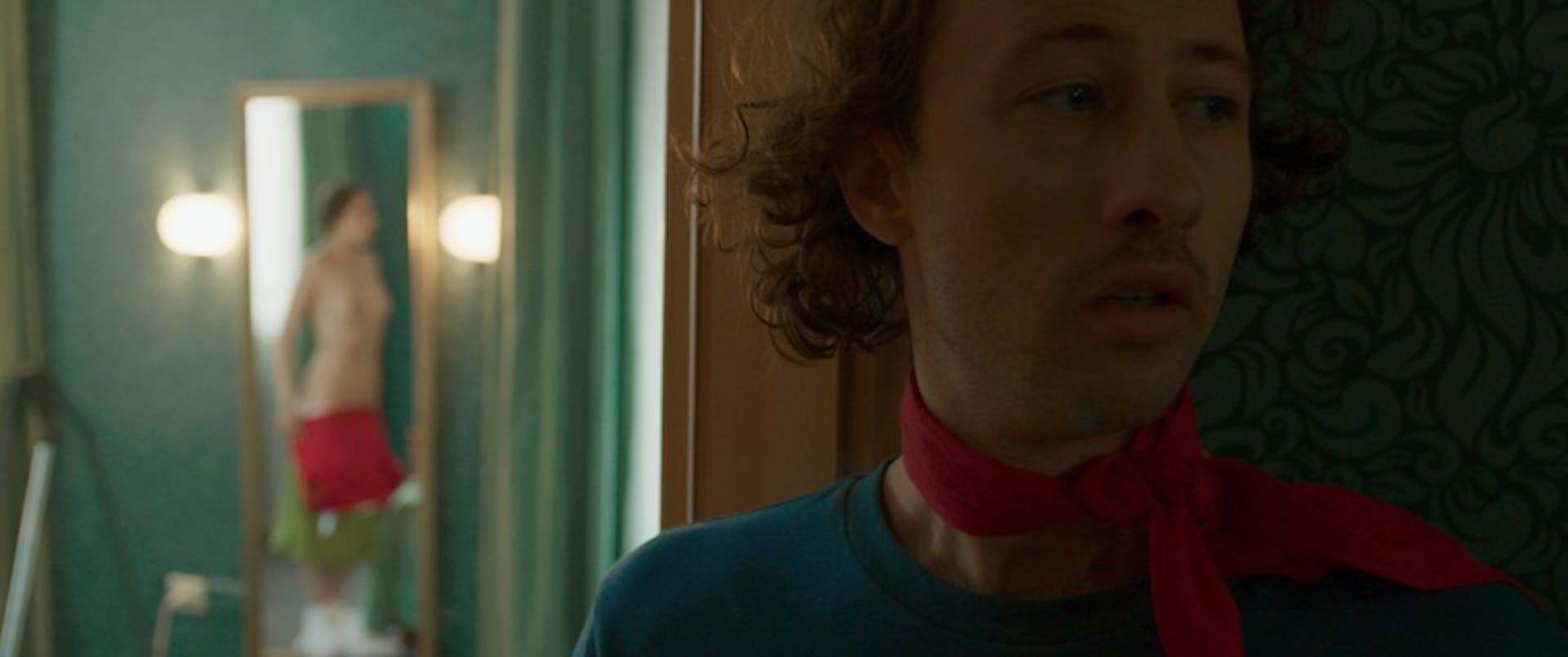 NEVIDNA ROKA ADAMA SMITHA