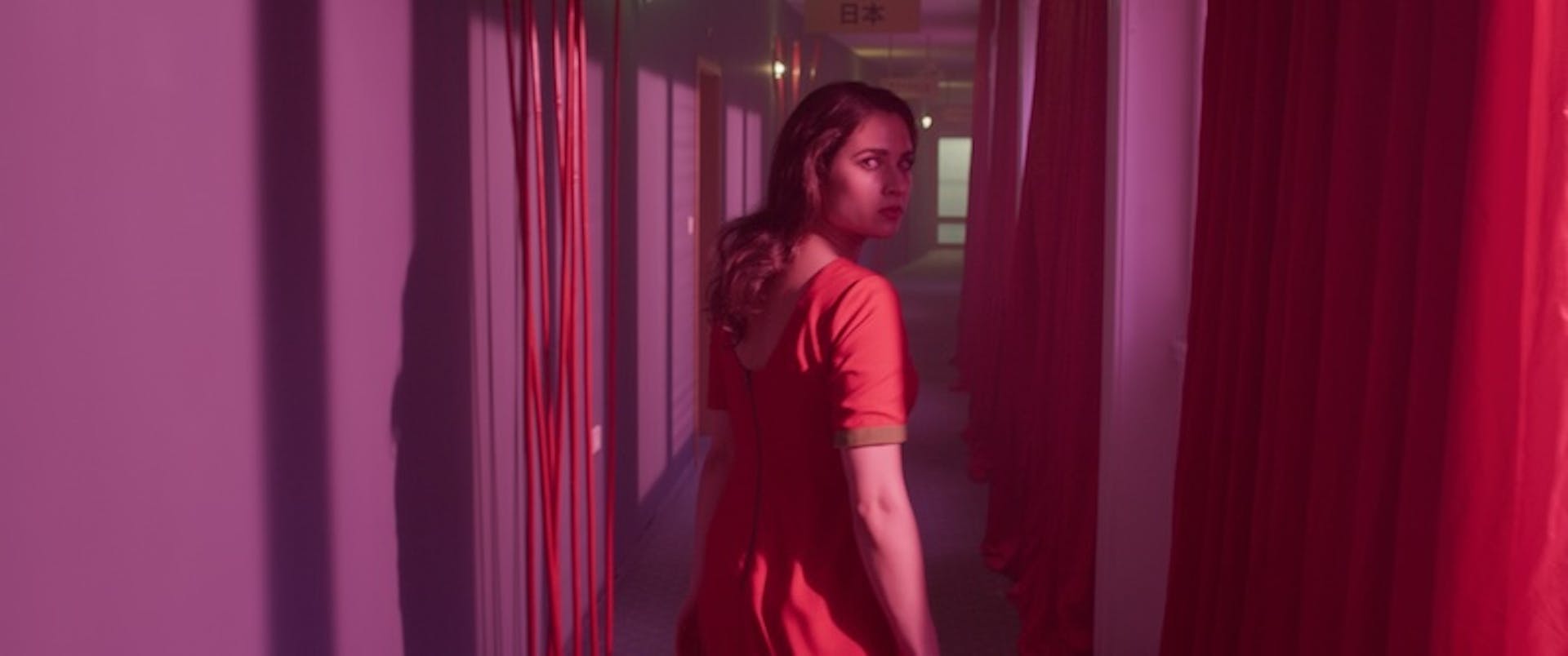 NEVIDNA ROKA ADAMA SMITHA