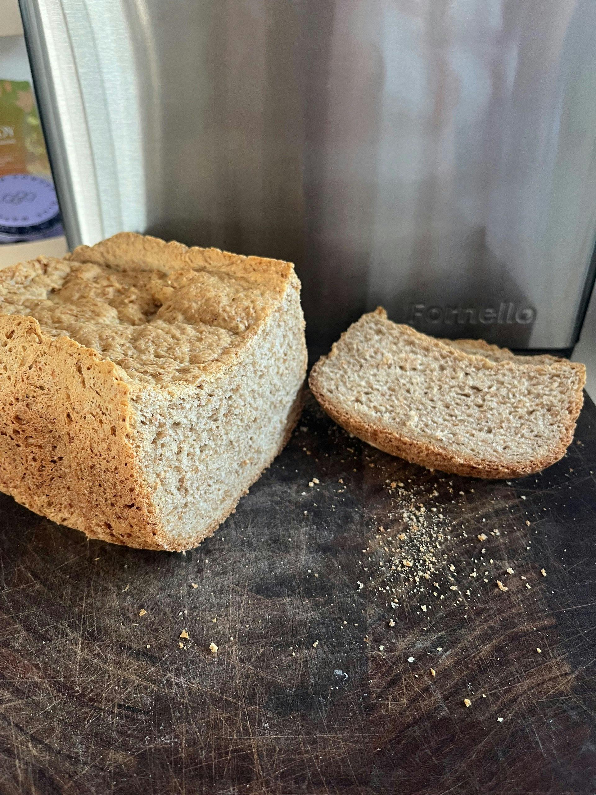 Fornello Supremo Broodbakmachine thuis bij Laurie, een tester
