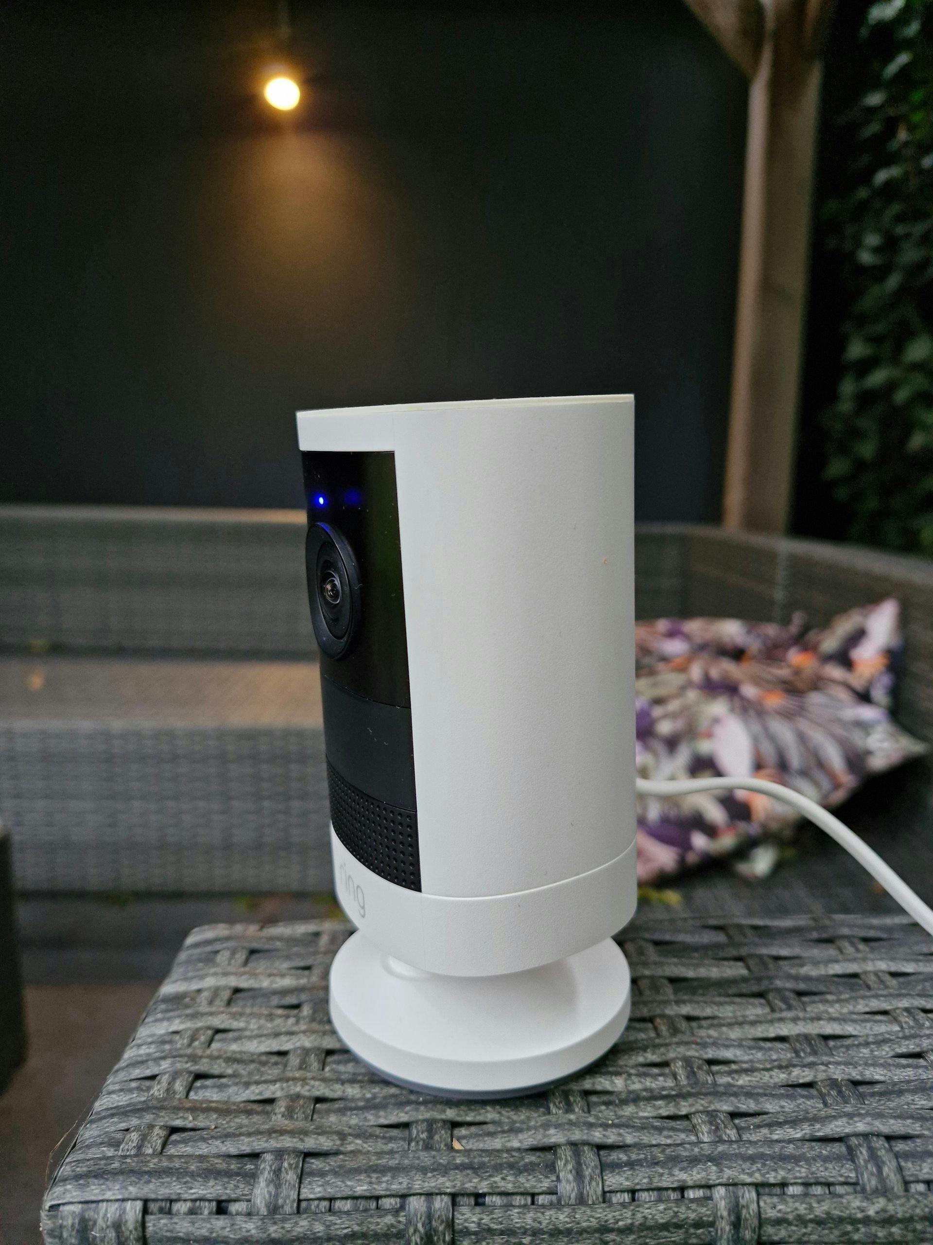 Ring Outdoor Camera 2K plug-in zwart of wit thuis bij Marjolein, een tester