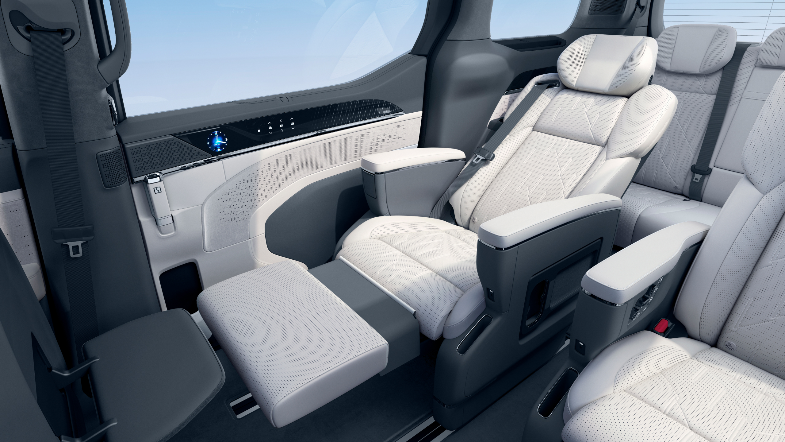 1748323389-interior-features-5-pc.jpg