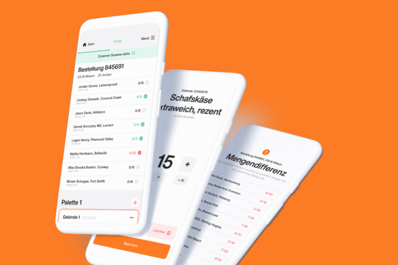 Drei Smartphone-Bildschirme auf orangefarbenem Hintergrund. Der erste zeigt eine Bestellübersicht, der zweite eine Mengenwahl für „Schafskäse Extraweich, rezent“, und der dritte eine Übersicht über Mengendifferenzen.