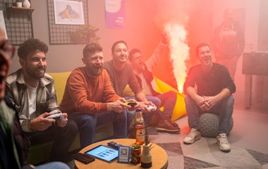 smartive Team beim Fifa spielen