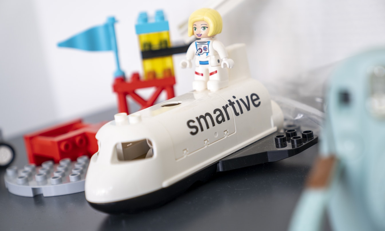 lego airplane ready to start the SEO and GEO journey