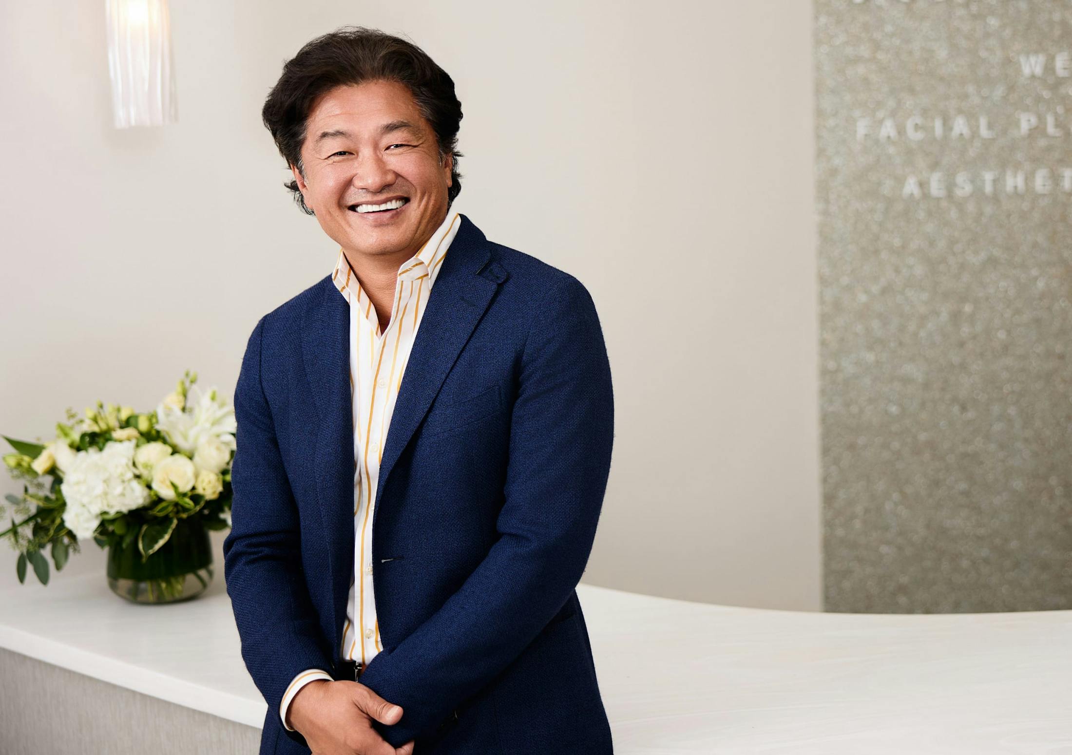 Dr. Min Ahn