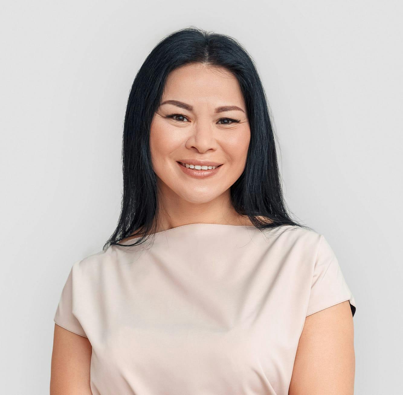 Woman with straight dark hair