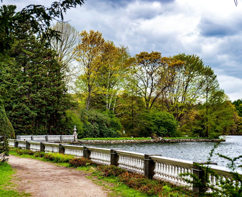 woman wearing a cream colored outfit