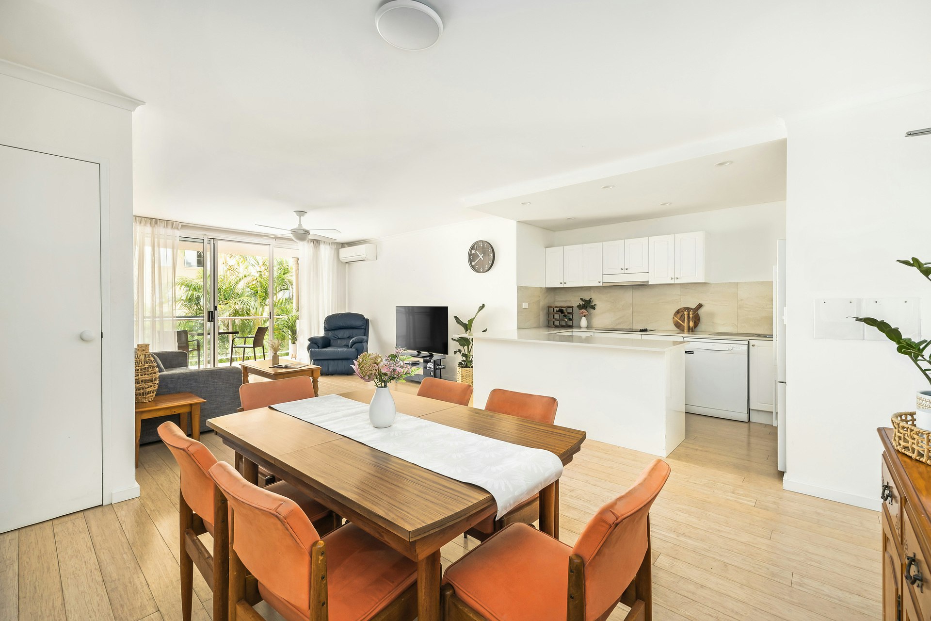 Image of dining room