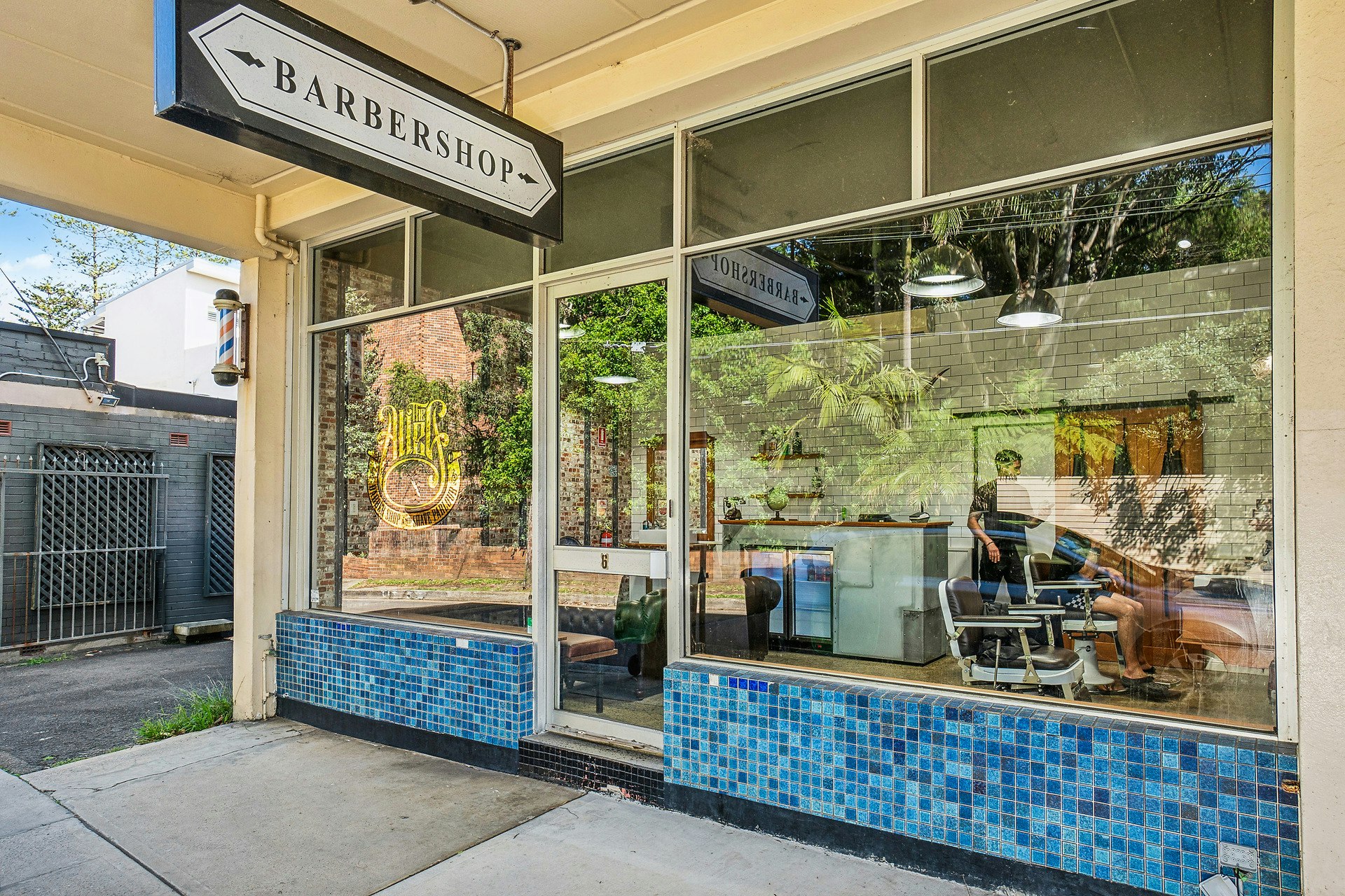 Image of cafe