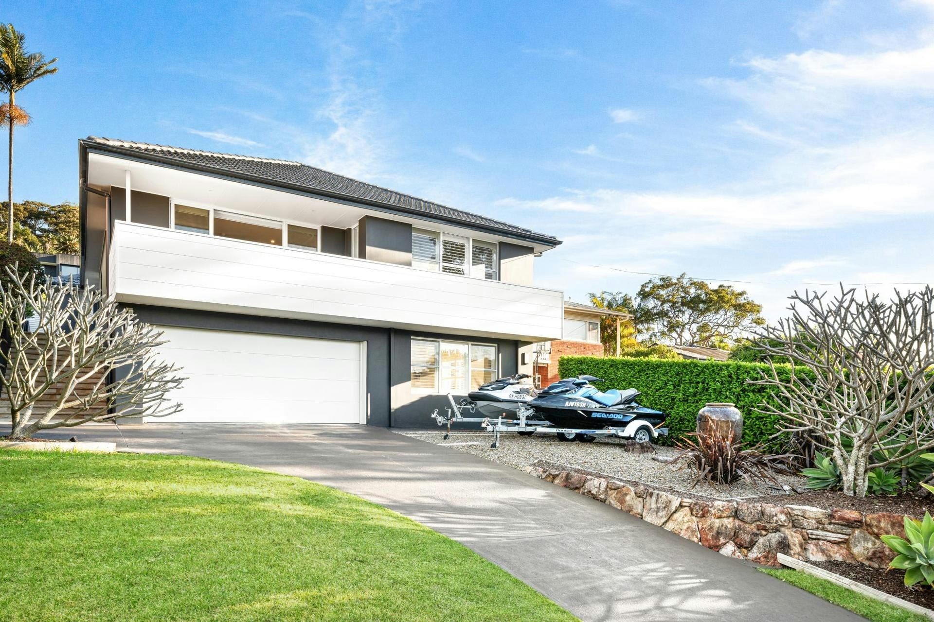 Image of garage