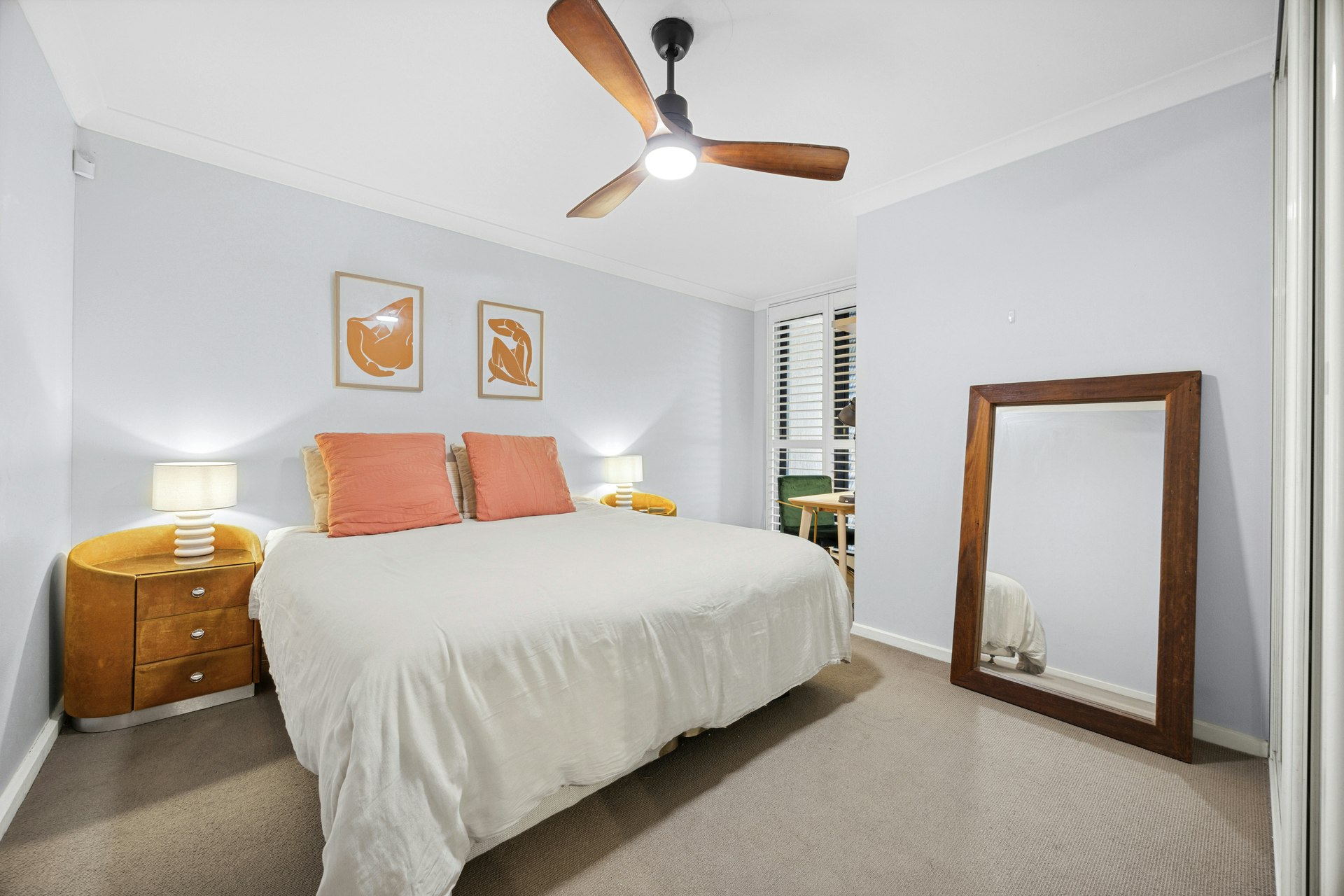Image of corner