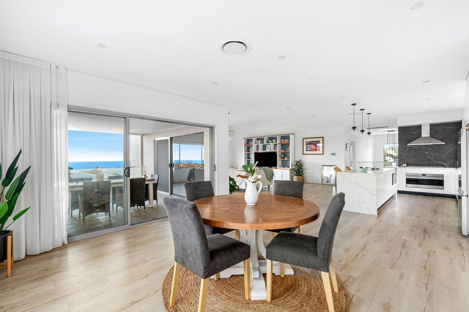 Image of dining room