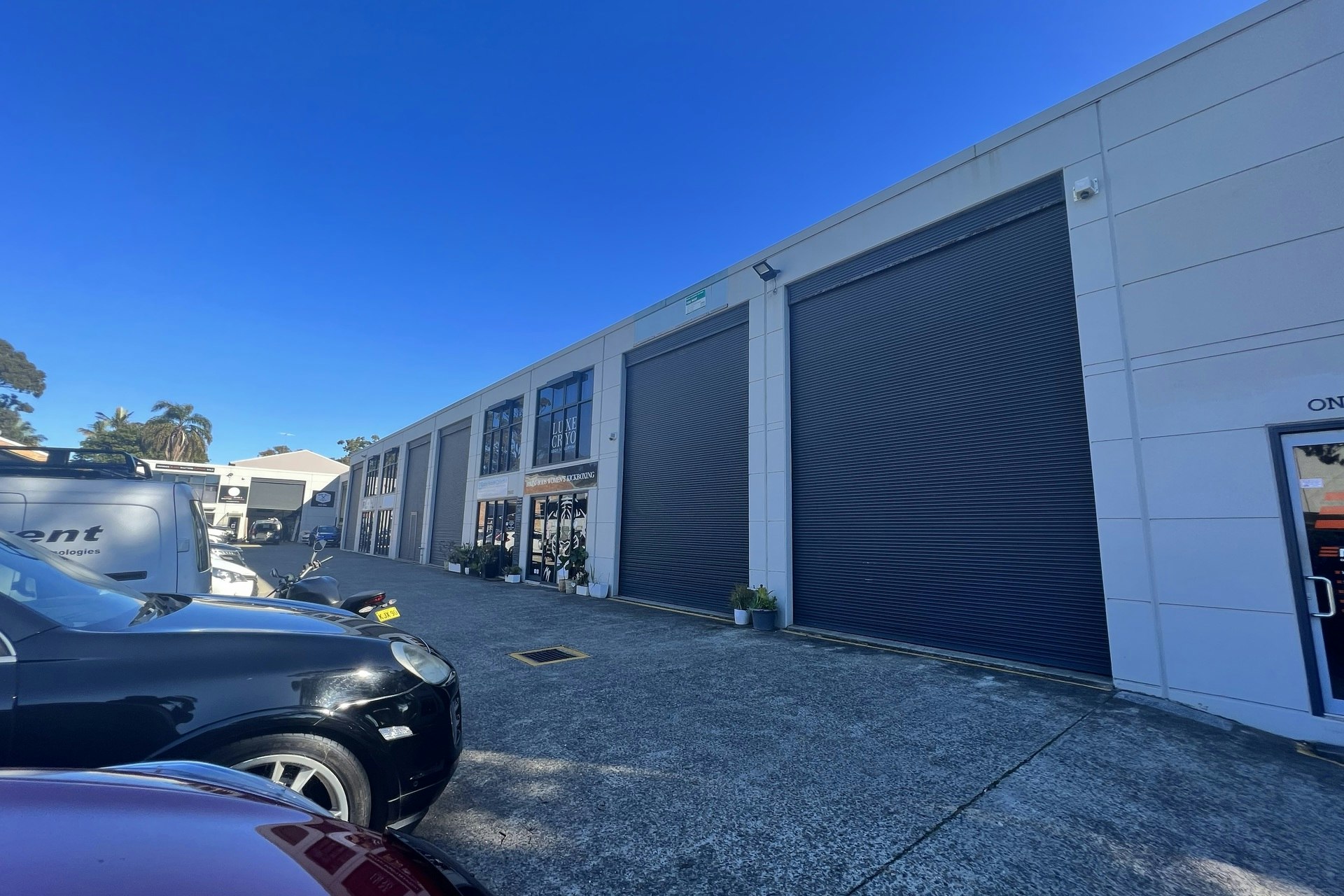 Image of garage