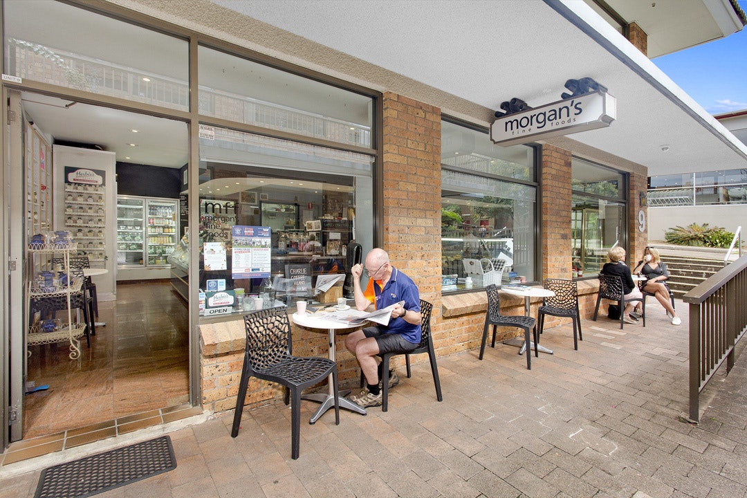 Image of cafe