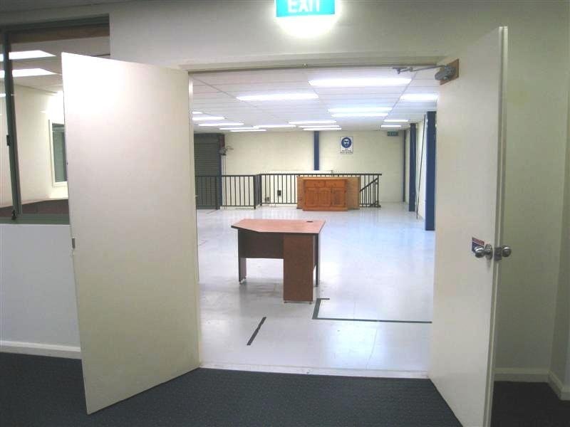 Image of desk