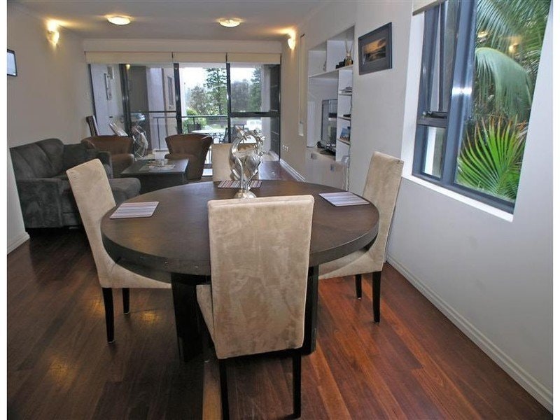 Image of dining room