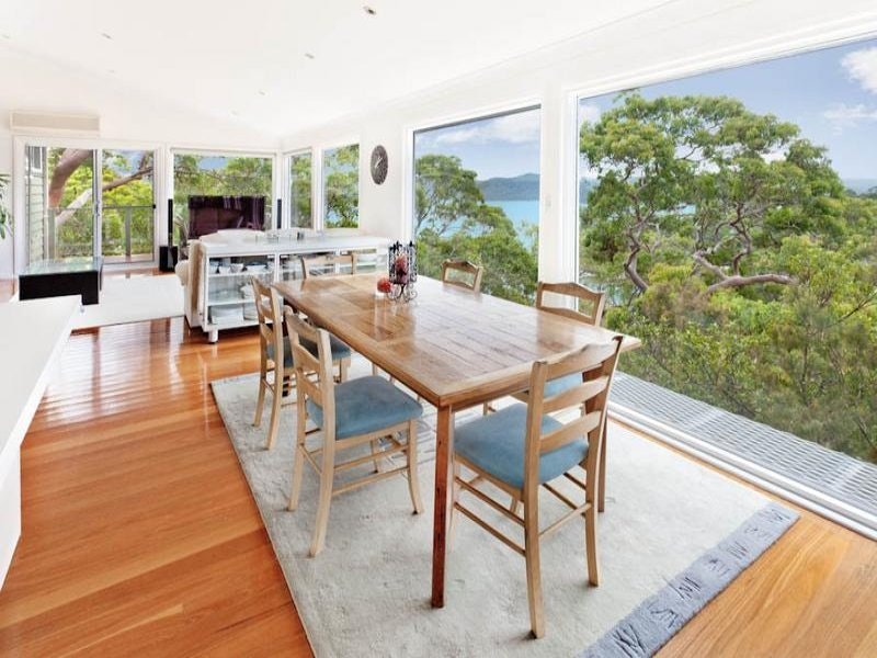 Image of dining room