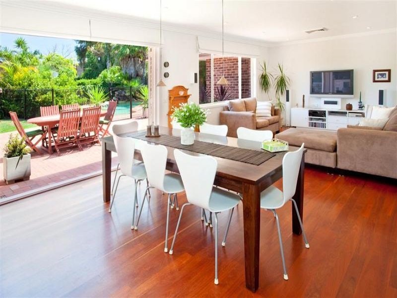 Image of dining room