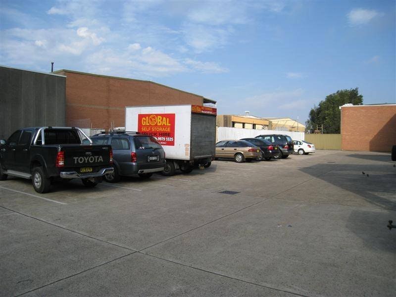 Image of pickup truck