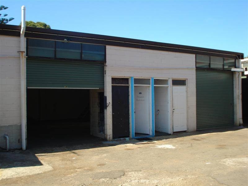 Image of garage