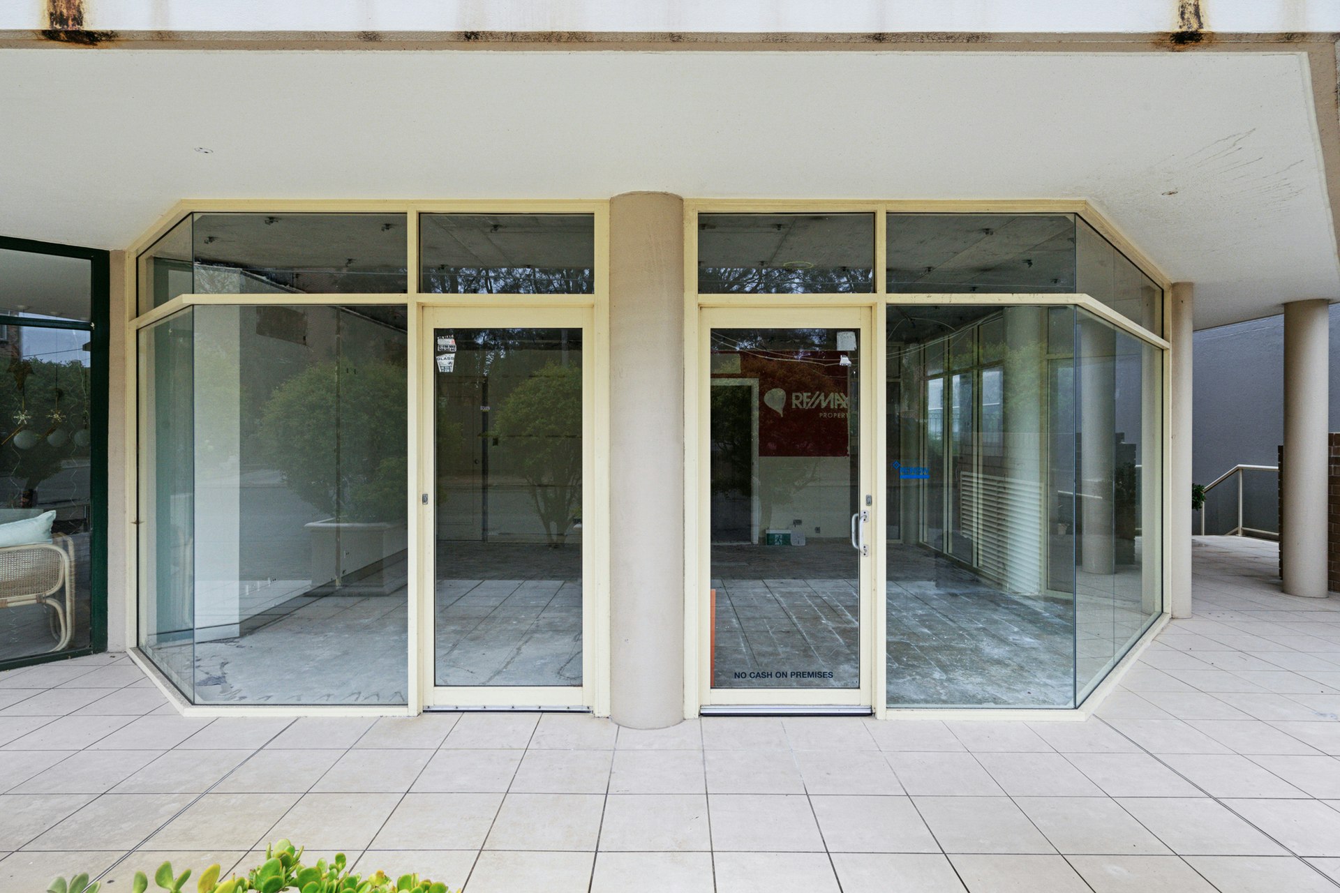 Image of door
