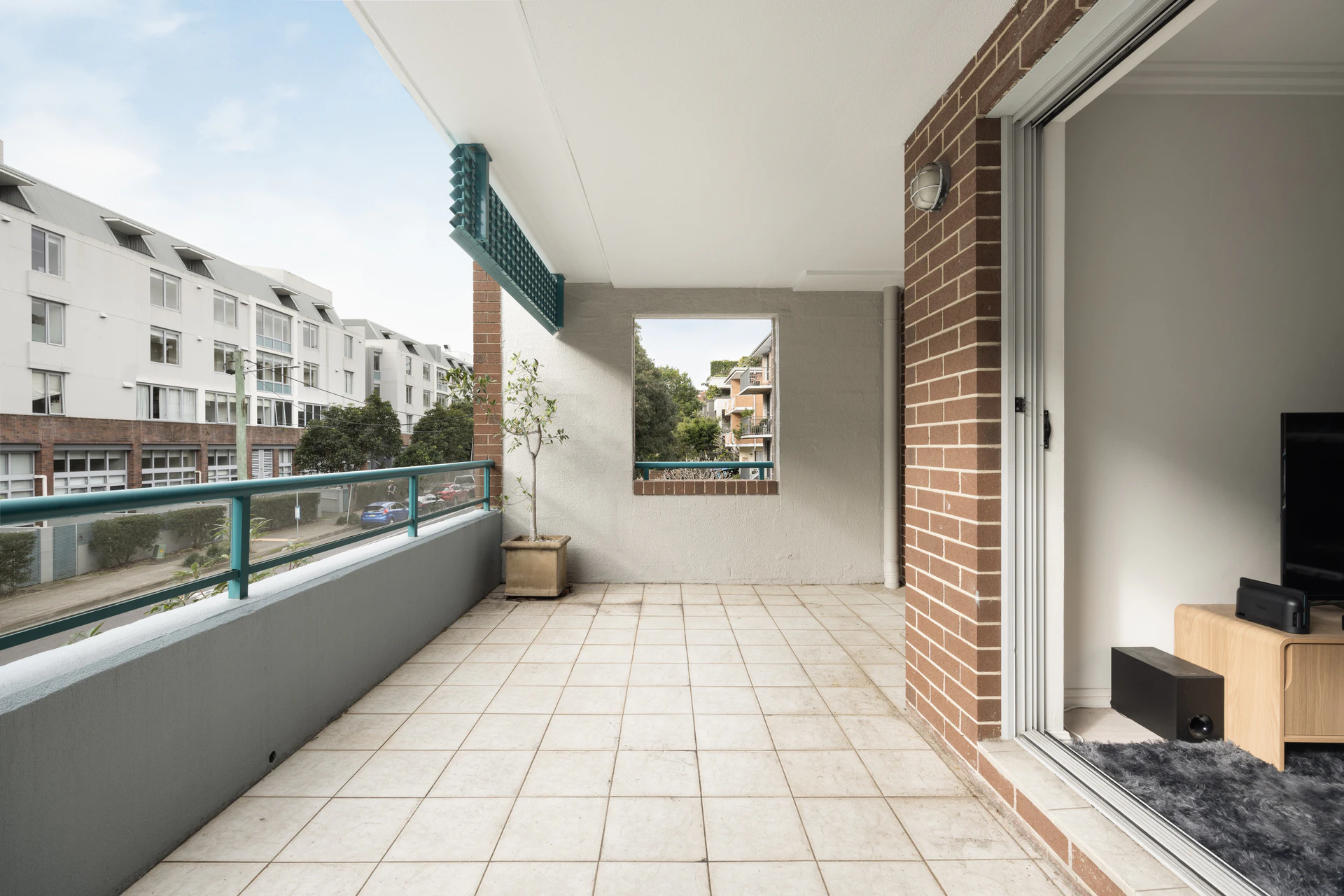 balcony