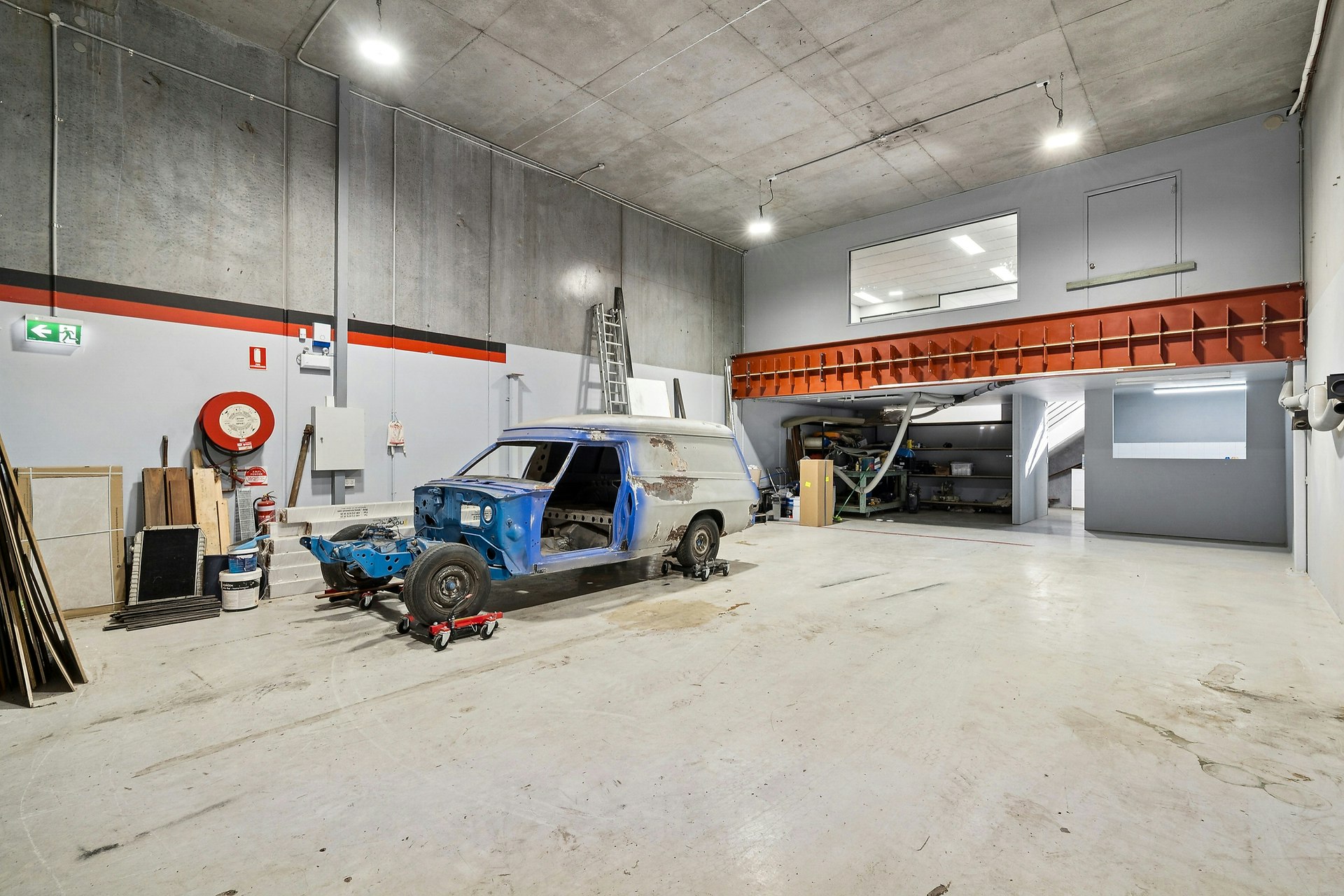Image of garage