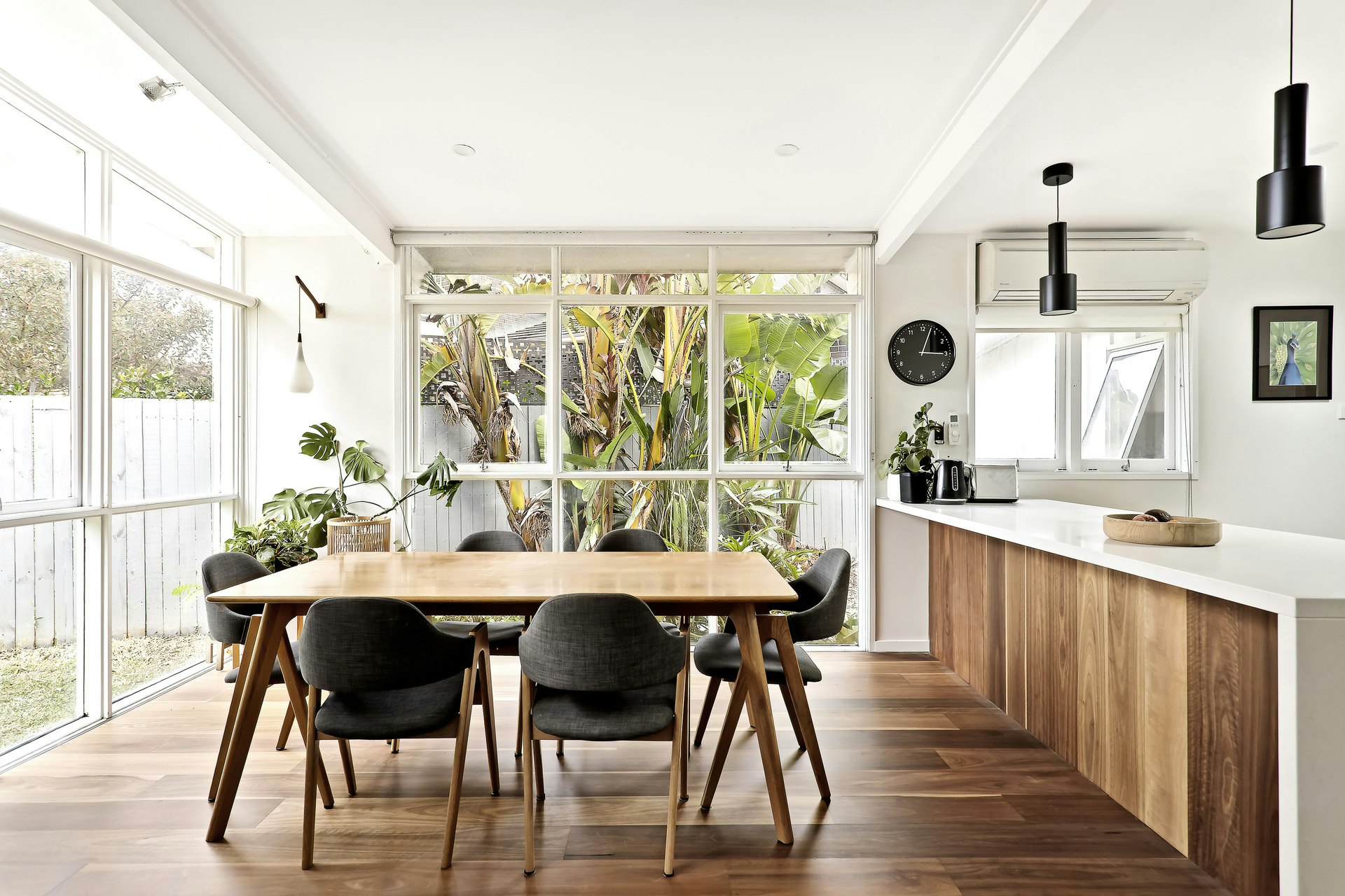 Image of dining room