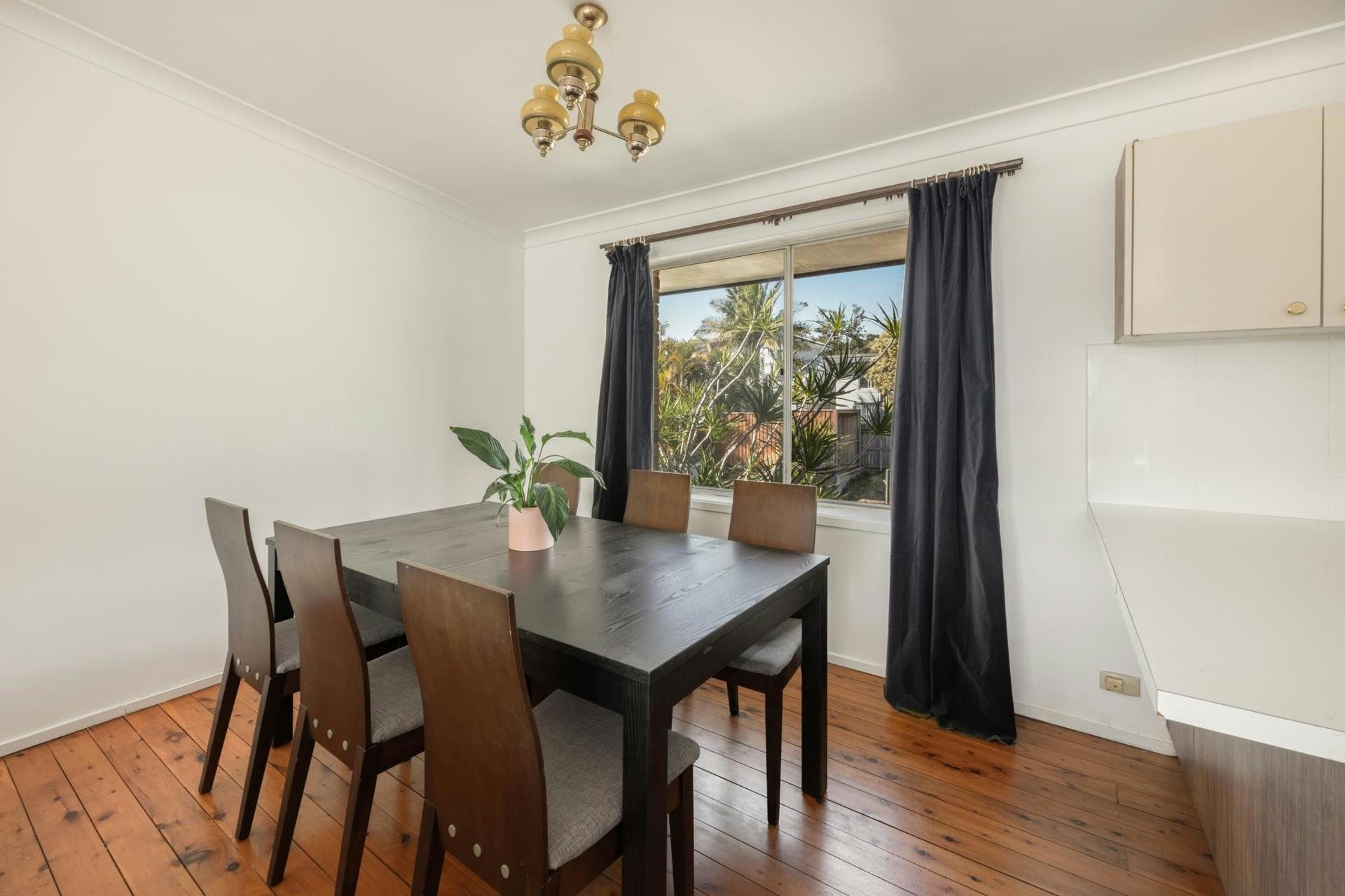Image of dining room