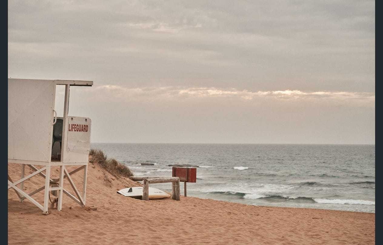Image of horizon