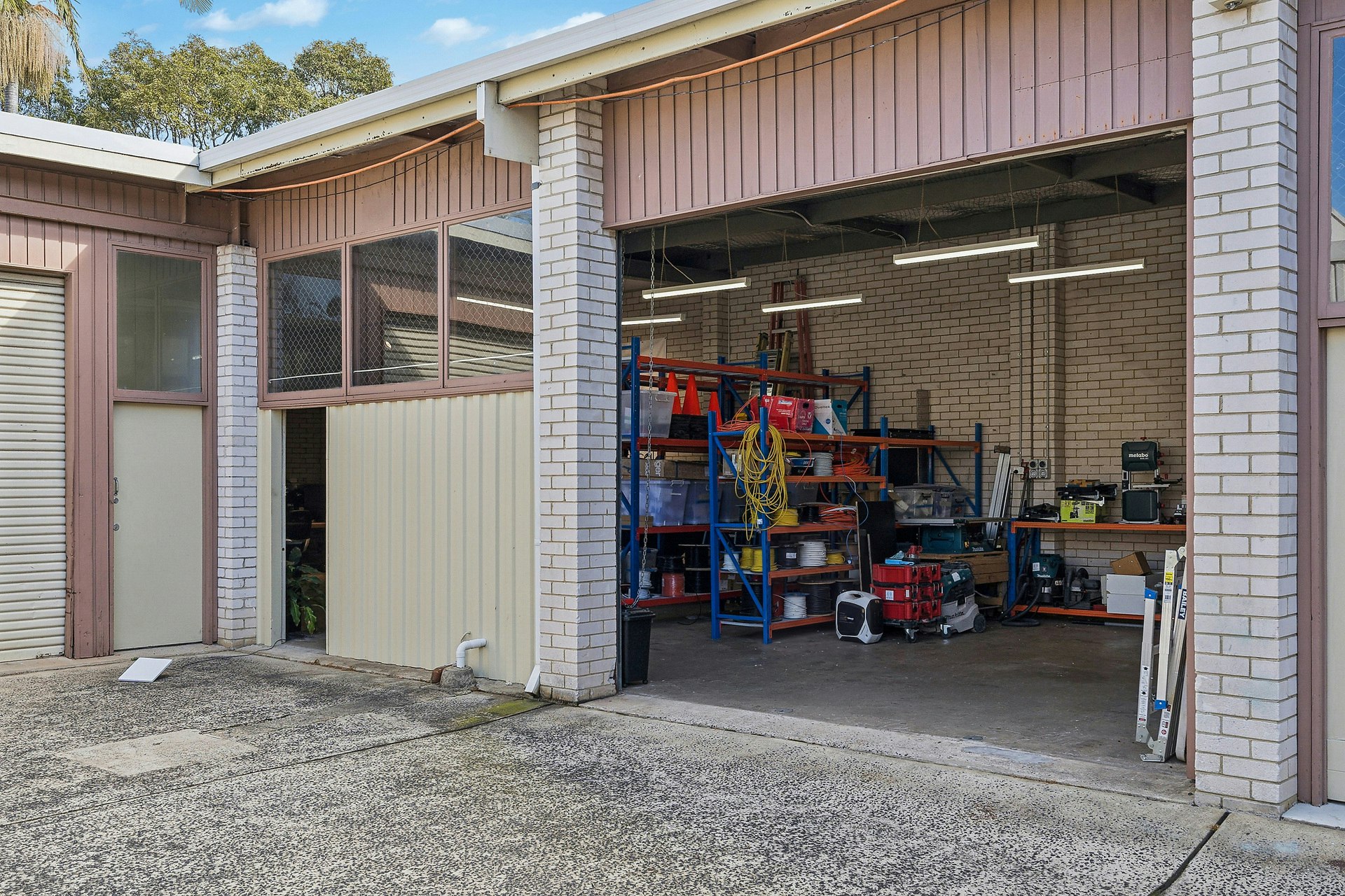 garage