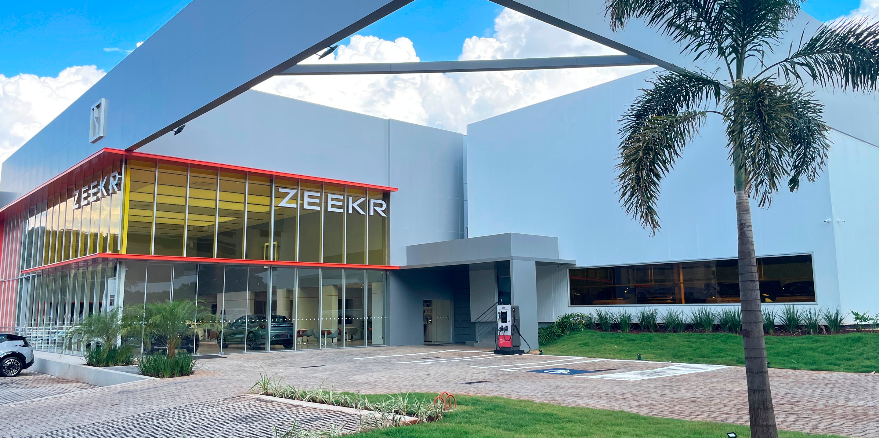 ZEEKR