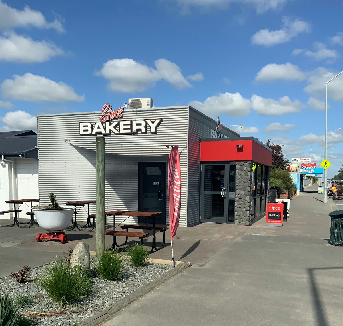 Sim's Bakery