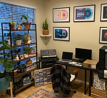 Stratford_CT_Label_Feature_Office.jpg Stratford Ct. label office