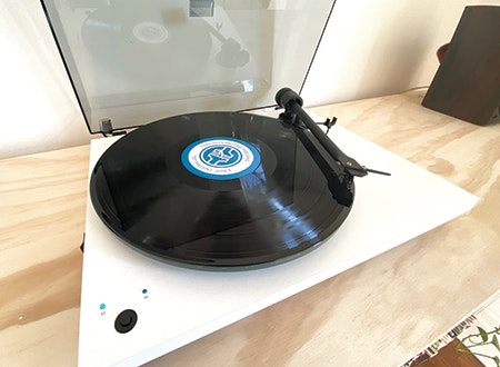 Scott_Orr_Test_Pressings_Turntable_2.jpg Vinyl record test pressing on a turntable