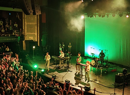 Parcels_Lavinia_Tanzim.jpg Parcels performing live in Toronto, Canada