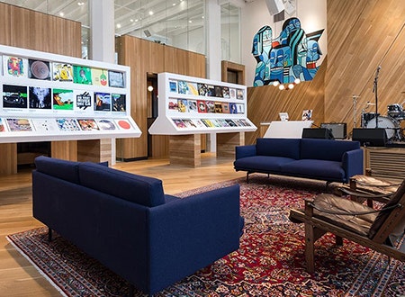 How_To_Sell_Vinyl_Online_Bandcamp.jpg Bandcamp record store, California USA