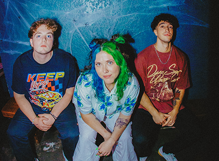 © Sophie Harris (lolitslea) lolitslea band.