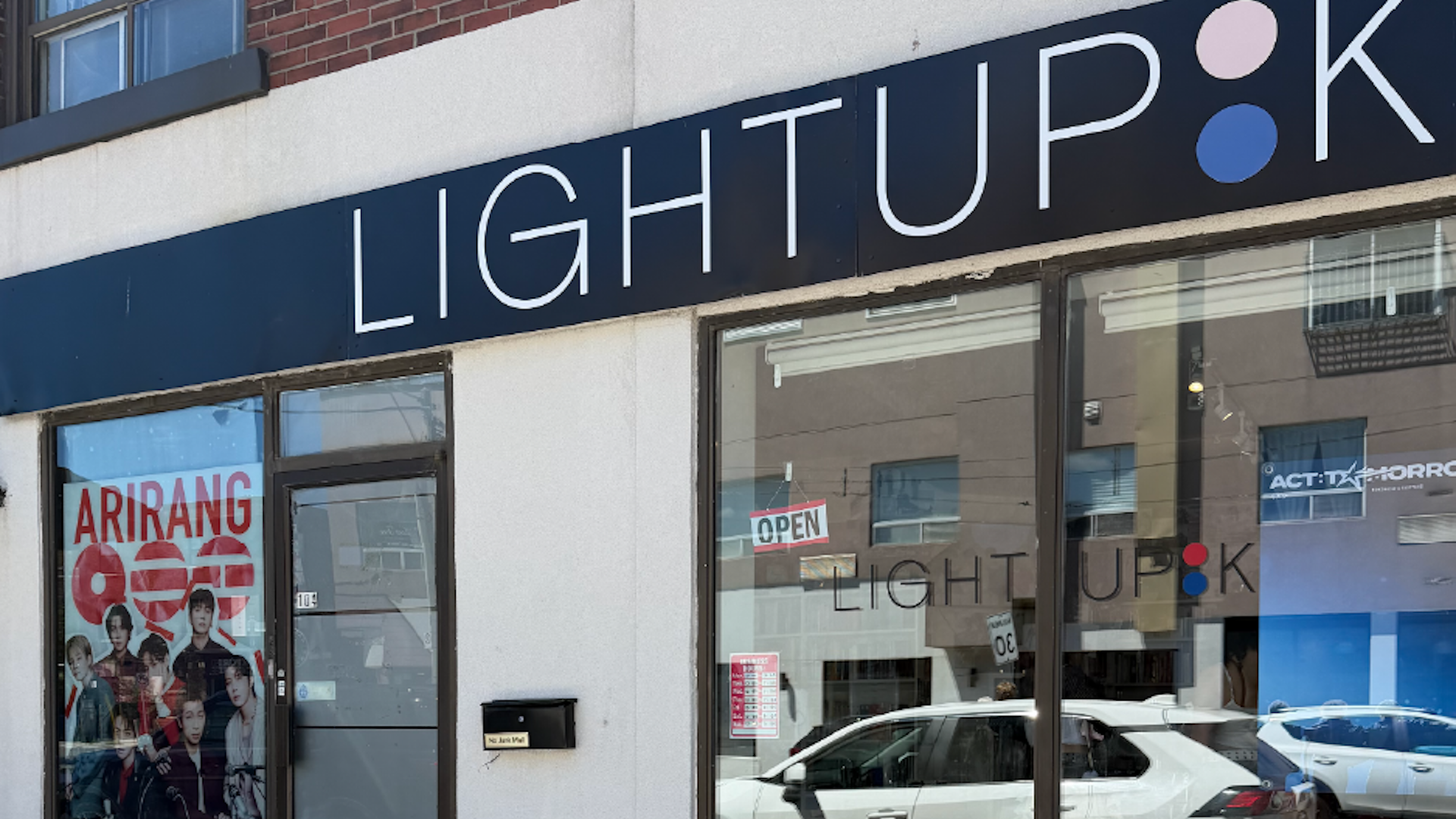 @ LIGHTUPK (Toronto location)