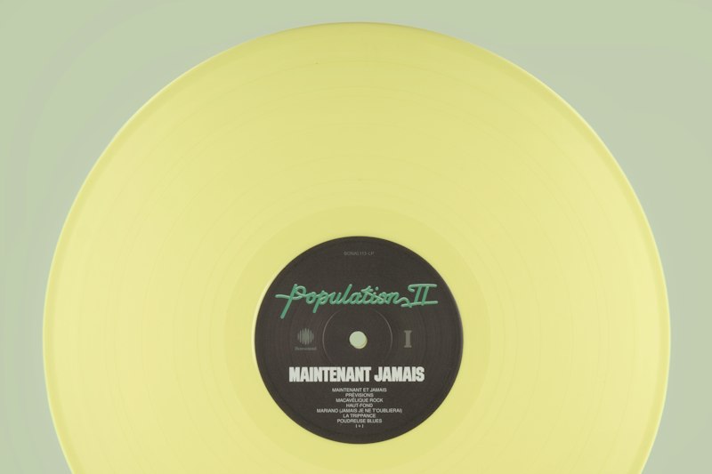 Population II Maintenant Jamais Lemon O21 yellow vinyl record.