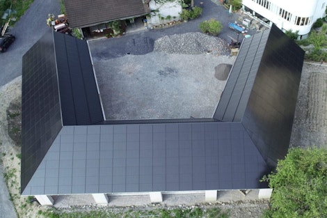 roof-integrated pv system, Obrecht winery Jenins