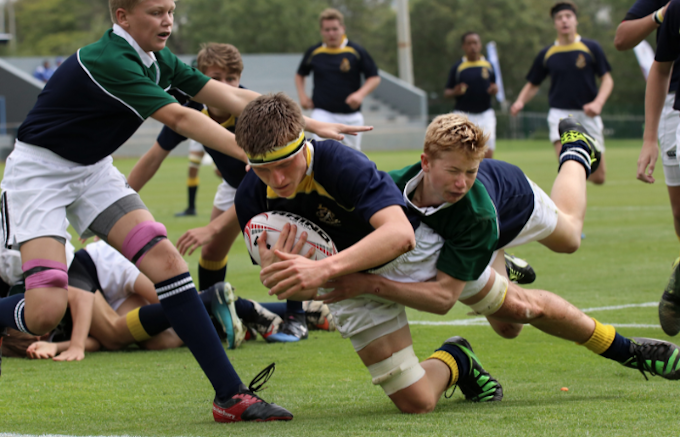 kids playing rugby