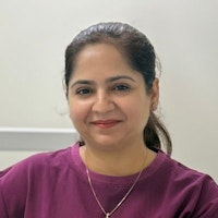 Dr Parul Chopro
